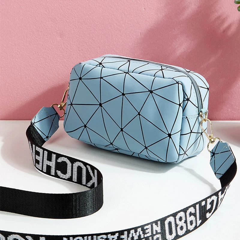 Yogodlns Fashion Laser Shoulder Messenger Bag Female Small Square Bag PU Leather Crossbody Bag Trendy New Satchel Bag Bolsa