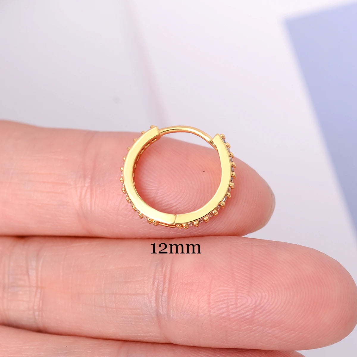 1 Pcs Fashion Exquisite Crystal Zircon Hoop Earrings for Women Rainbow Cartilage Helix Tragus Earring Stud Body Piercing Jewelry