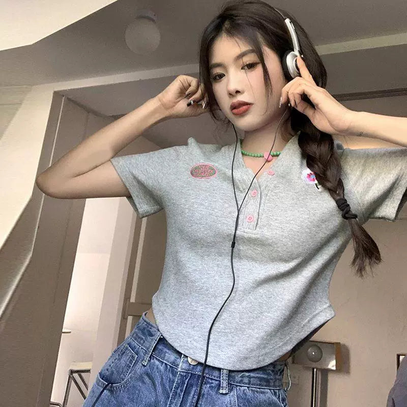 150.00kg Plus Size T-shirt Female Stylish Niche Style Plus Size Ladies Summer Sweet Sexy Chic Unique Asymmetrical Short Tops