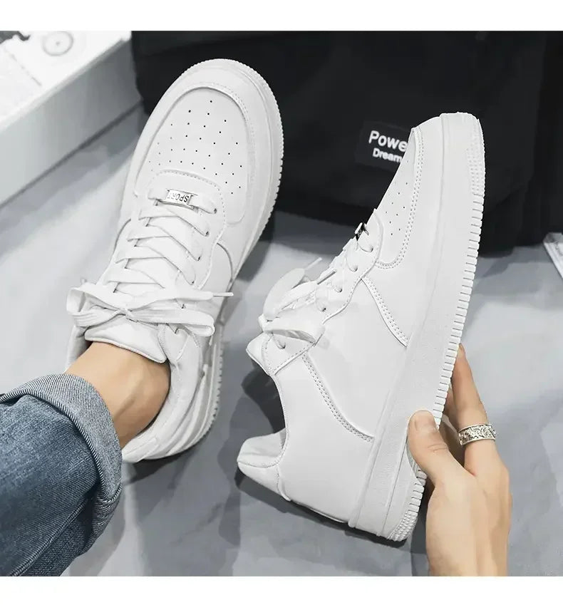 New Solid Color Fashion High Quality Men's Outdoor Walking Vulcanized Shoes Sneakers Casual Shoes Comfortable Lace-up