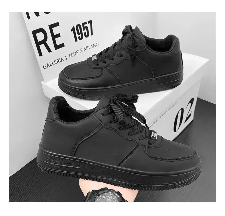 New Solid Color Fashion High Quality Men's Outdoor Walking Vulcanized Shoes Sneakers Casual Shoes Comfortable Lace-up