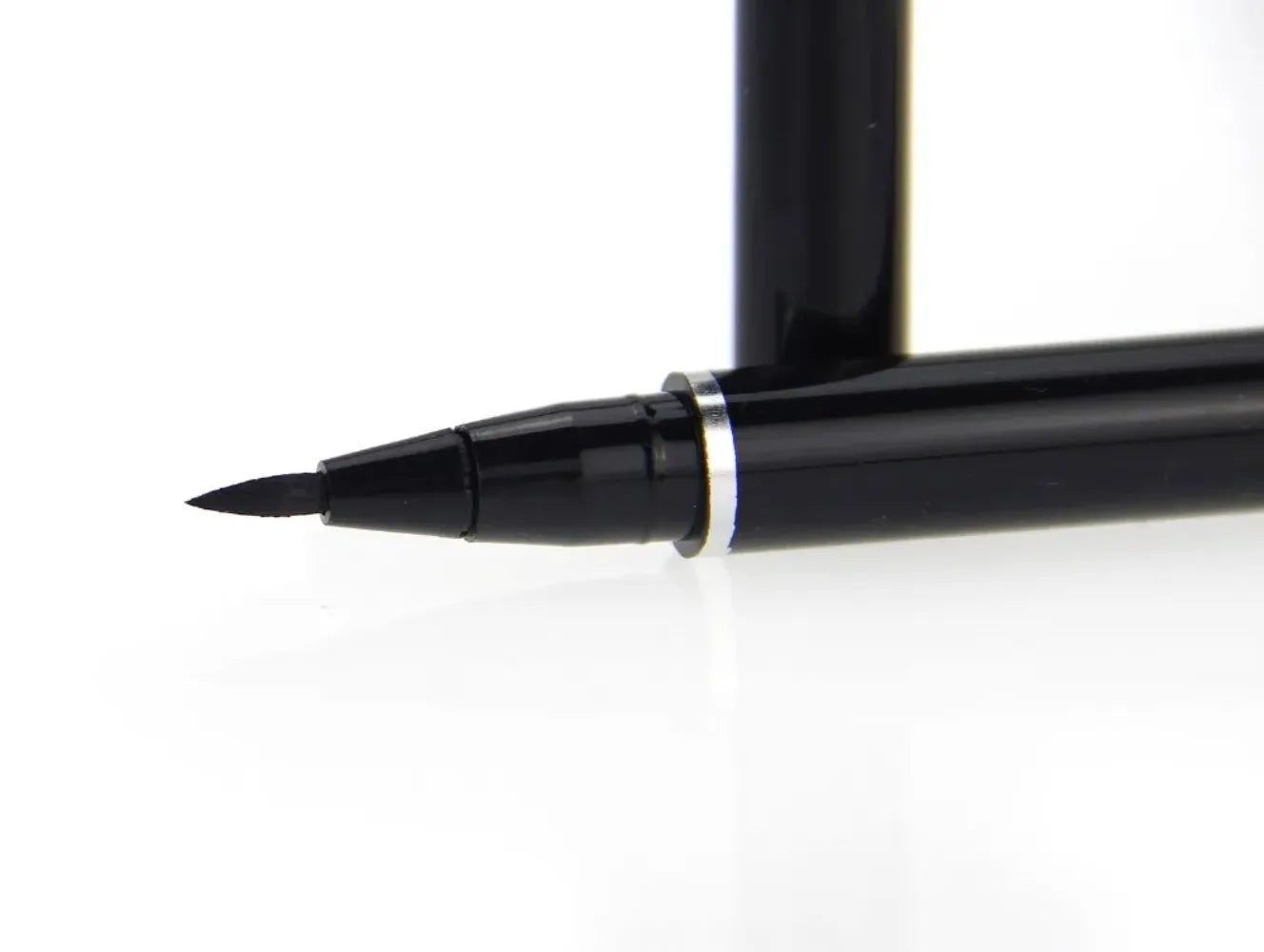 1 Pcs Black Brown Long Lasting Eye Liner Pencil Waterproof Eyeliner Smudge-Proof Cosmetic Beauty Makeup Smooth Liquid Eye liner