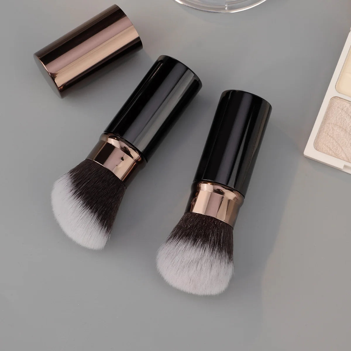 1/2pcs Professional Makeup Brushes Retractable Blusher Powder Foundation Face Concealer Kabuki Makeup Brush Cosmetic Tools