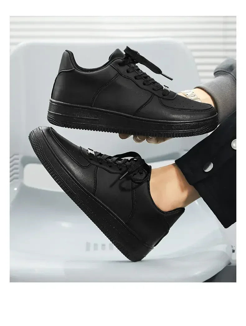 New Solid Color Fashion High Quality Men's Outdoor Walking Vulcanized Shoes Sneakers Casual Shoes Comfortable Lace-up