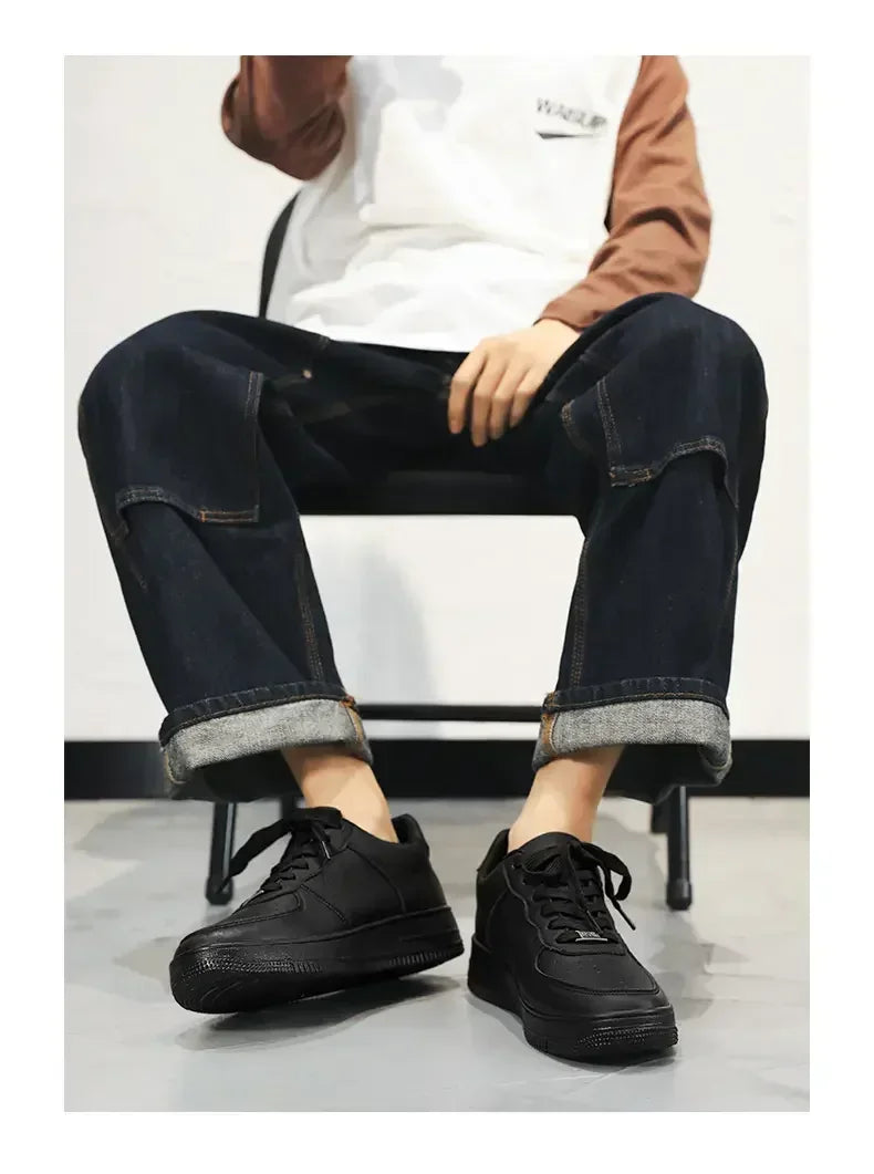 New Solid Color Fashion High Quality Men's Outdoor Walking Vulcanized Shoes Sneakers Casual Shoes Comfortable Lace-up