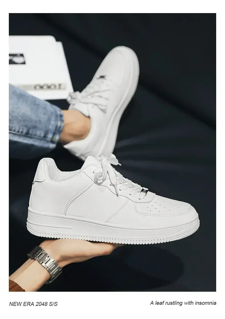 New Solid Color Fashion High Quality Men's Outdoor Walking Vulcanized Shoes Sneakers Casual Shoes Comfortable Lace-up